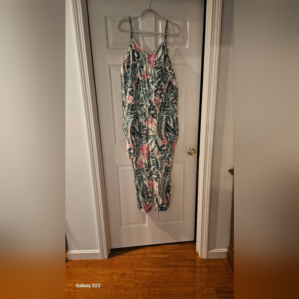 Old Navy S Rompers Overalls Jumper Tropicla Floral Green Pink Elastic Stretch